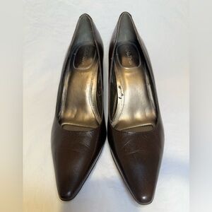 Calvin Klein Classic Pump in Rich Chocolate Brown Soft Leather